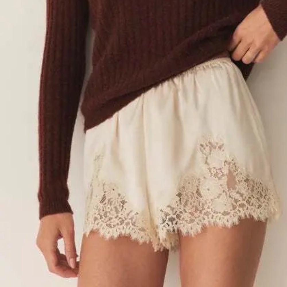 DOEN IONA SHORT